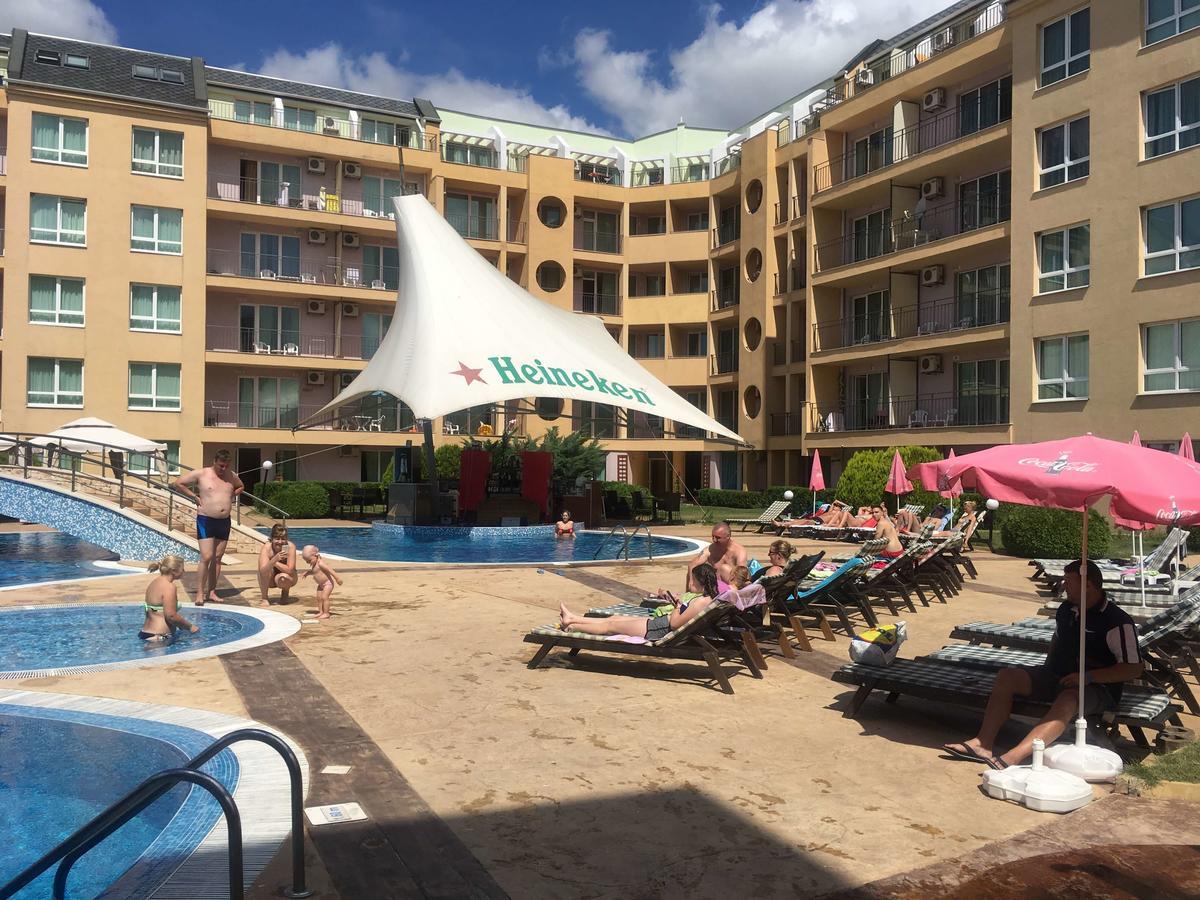 Vp Pollo Resort Napospart Kültér fotó